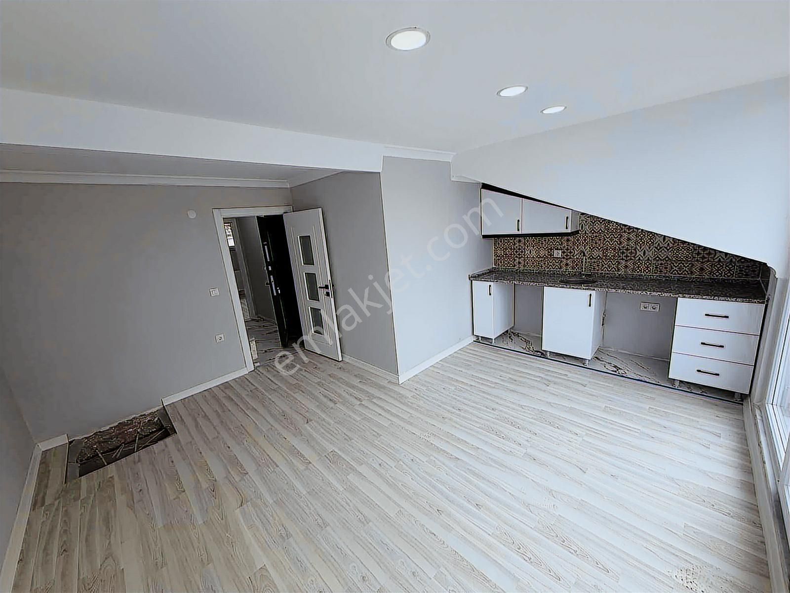 Önlü'den M.akif'de Merkezi Konum'da 3+3 Sıfır Kiralık Dublex - Görsel 30