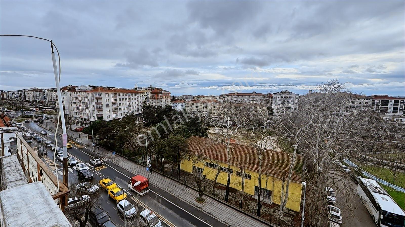 Kazımiye Mah. İşlek Lokasyonda Teraslı Kiralık Dubleks Daire - Görsel 32