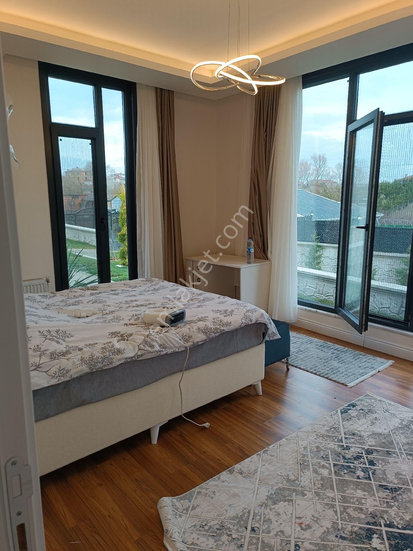 Çatalça İhsaniyede Köye Yakın 1 Dönüm İçinde Lüks Eşyalı Yazlık - Görsel 33