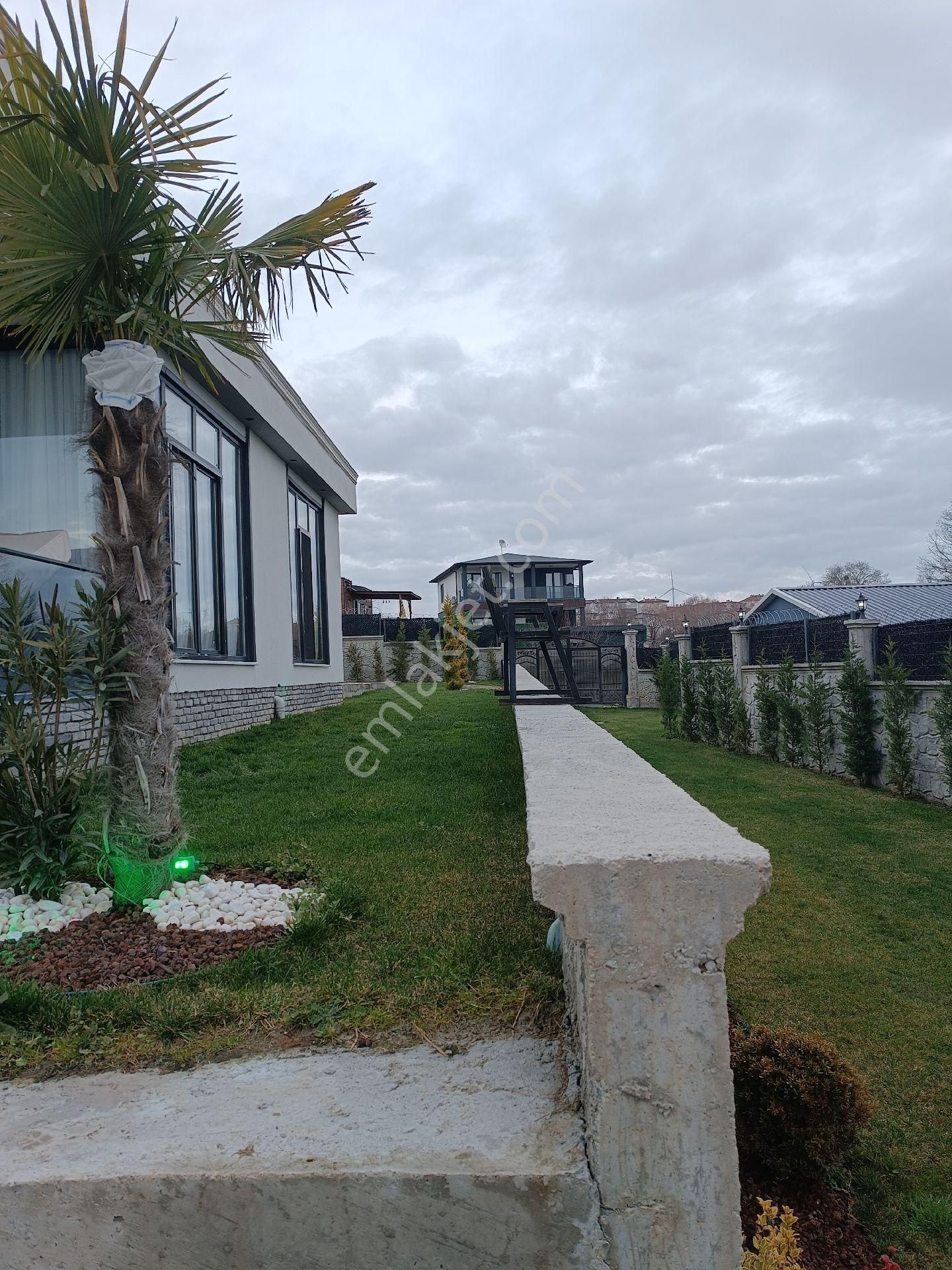 Çatalça İhsaniyede Köye Yakın 1 Dönüm İçinde Lüks Eşyalı Yazlık - Görsel 9