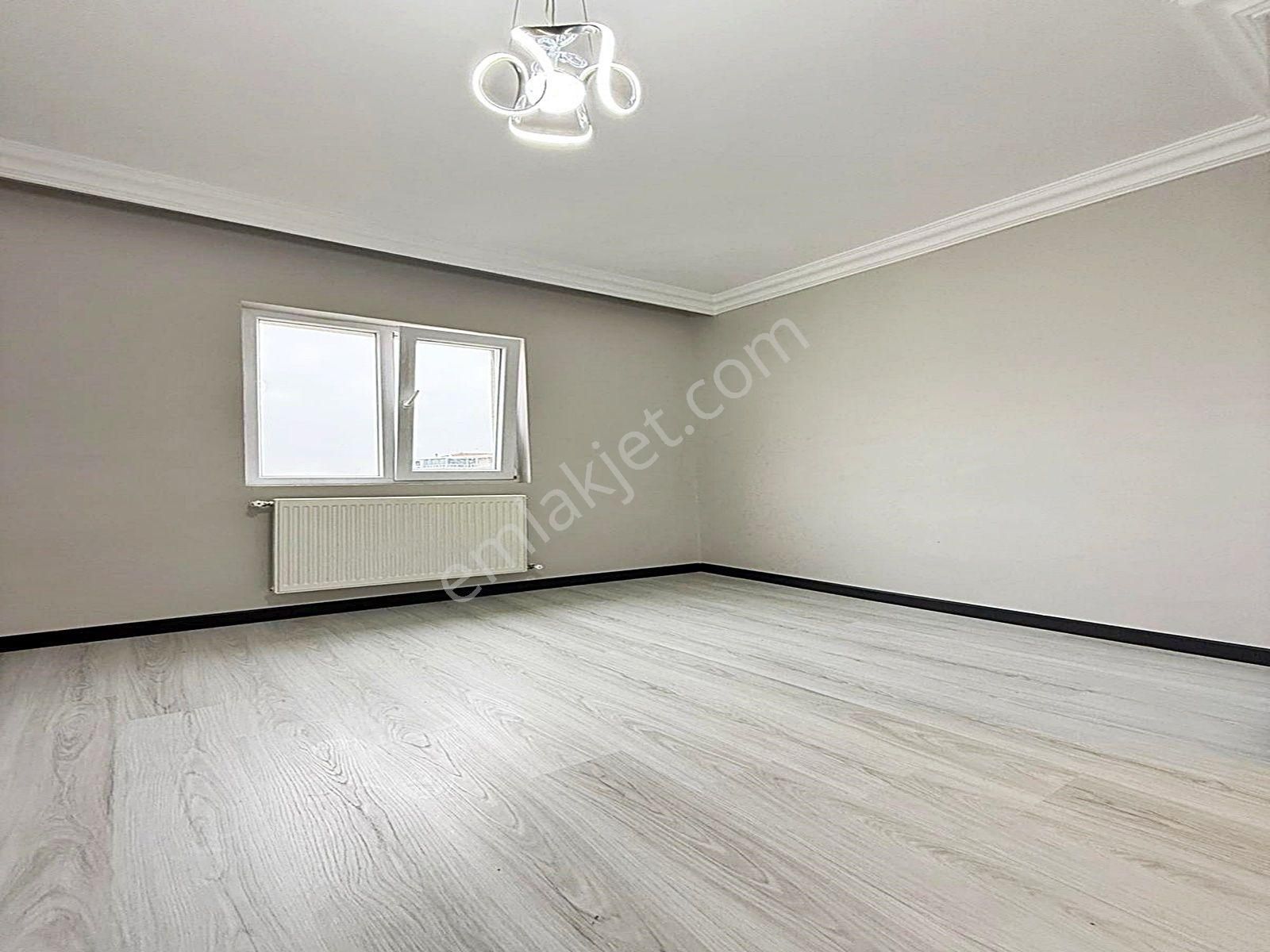 Beylikdüzünde Site İçinde Ultra Lüks Yapımlı 3+1 Satılık Daire !!! - Görsel 15