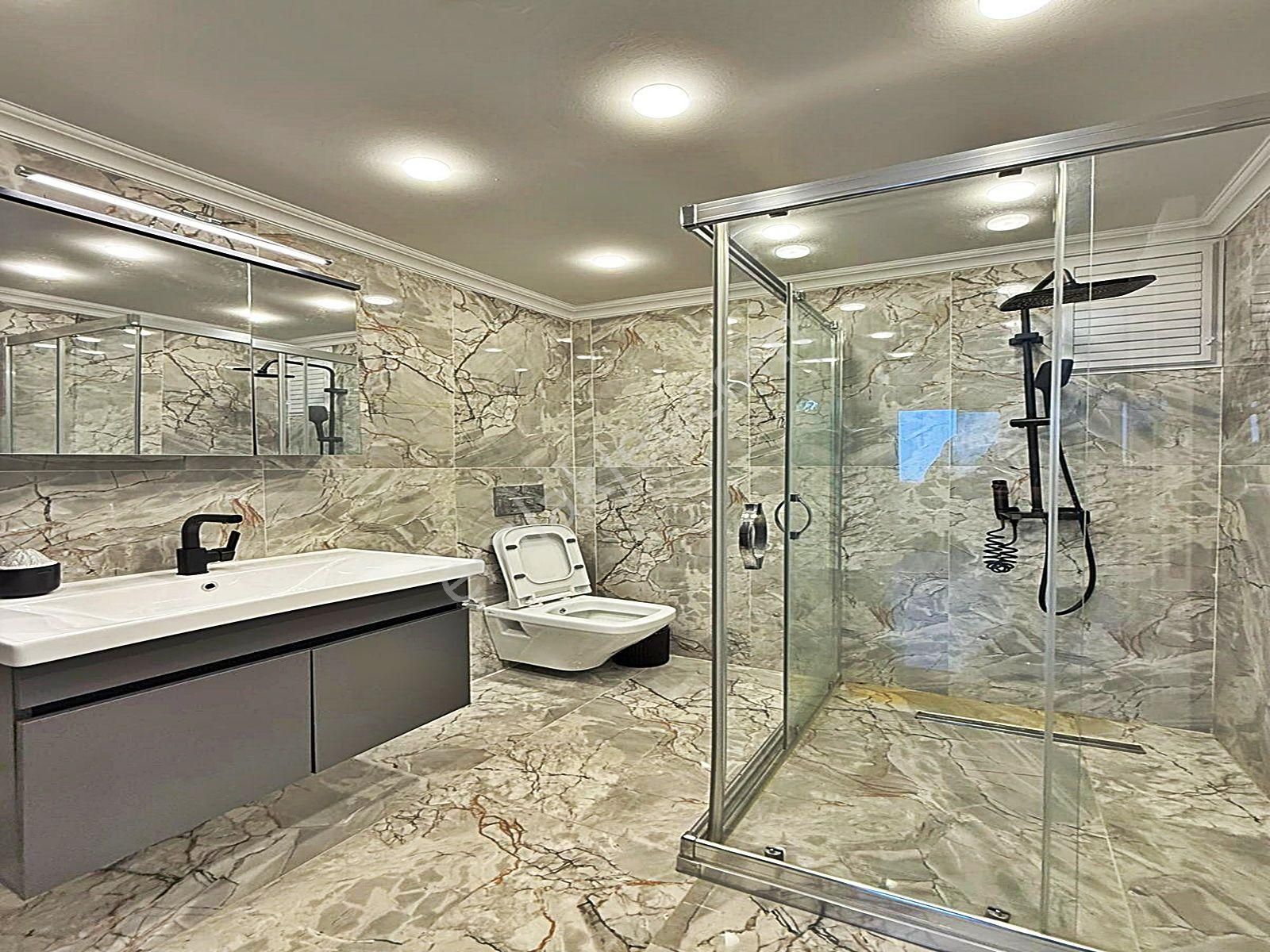 Beylikdüzünde Site İçinde Ultra Lüks Yapımlı 3+1 Satılık Daire !!! - Görsel 22