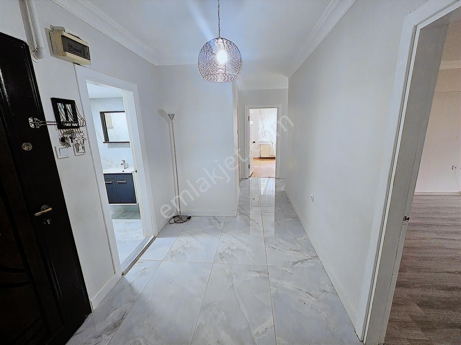 Tırpan'dan Hilalas Sit. İçerisinde 3+1 140m2 Kiralık Daire - Görsel 3