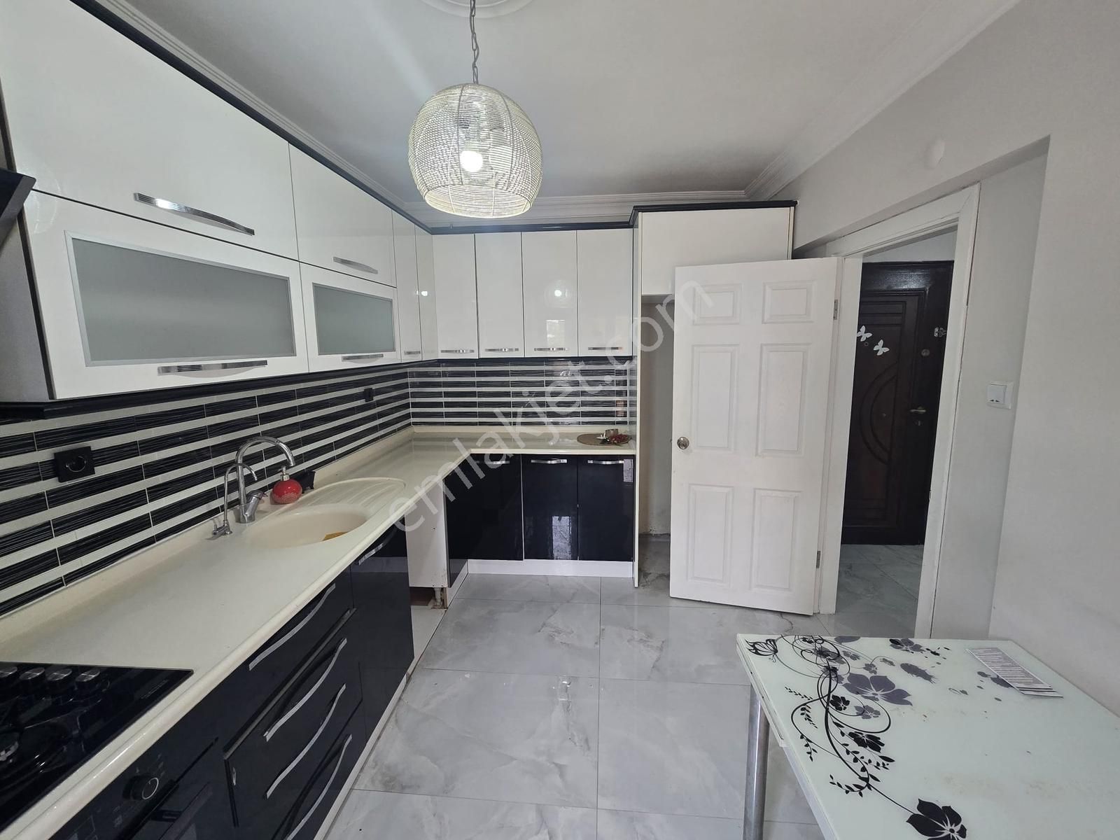 Tırpan'dan Hilalas Sit. İçerisinde 3+1 140m2 Kiralık Daire - Görsel 19