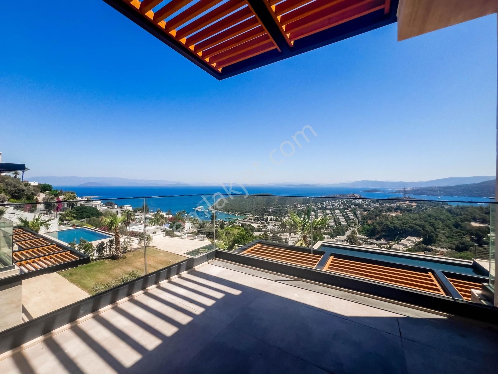 Türkbükü Hebil'de Muhteşem Manzaralı Infinity Havuzlu Villa - Görsel 26