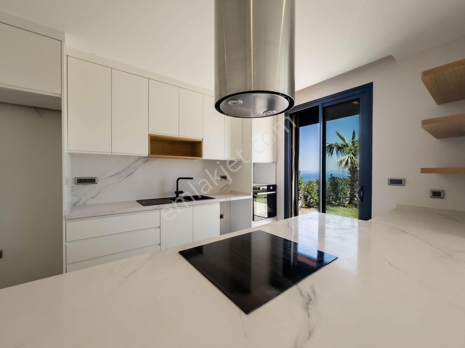 Türkbükü Hebil'de Muhteşem Manzaralı Infinity Havuzlu Villa - Görsel 3