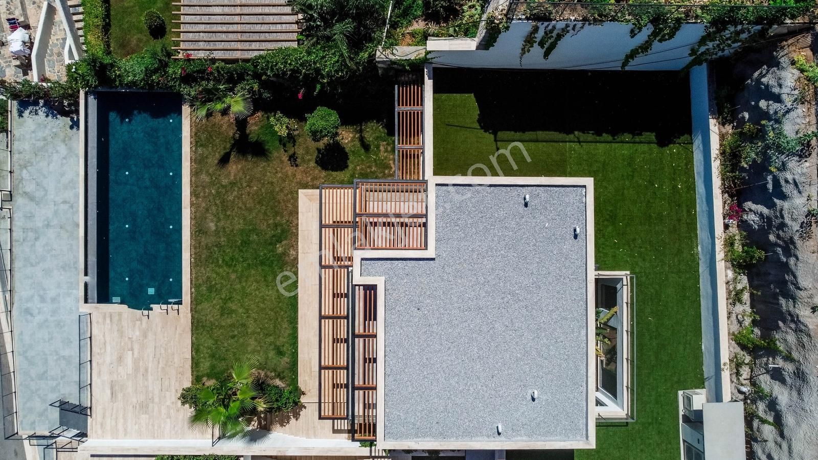 Türkbükü Hebil'de Muhteşem Manzaralı Infinity Havuzlu Villa - Görsel 27