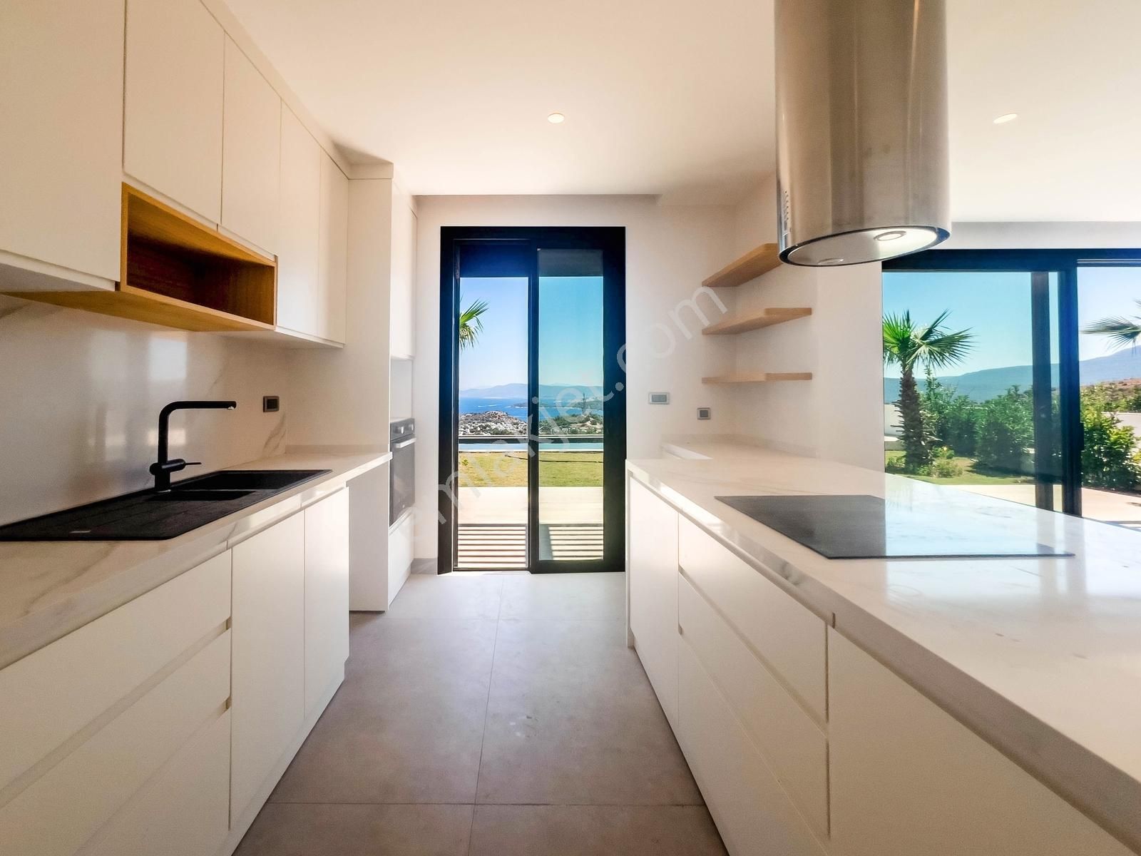 Türkbükü Hebil'de Muhteşem Manzaralı Infinity Havuzlu Villa - Görsel 23