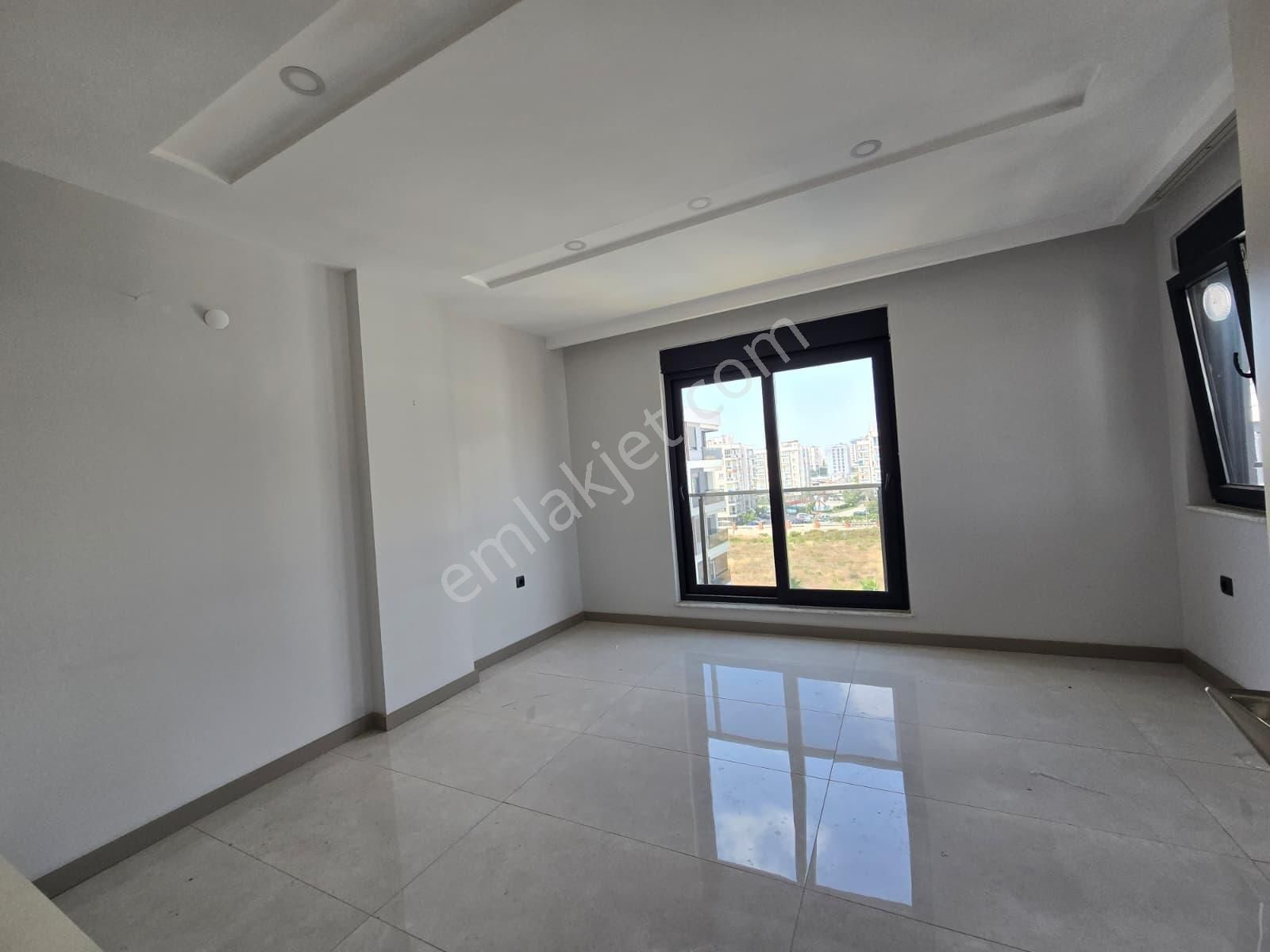 Göksu'da Havuzlu Lüx Sitede 1+1 Kiralık Daire - Görsel 9