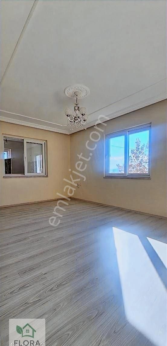 Geniş Balkonlu Kiralık Daire - Görsel 5