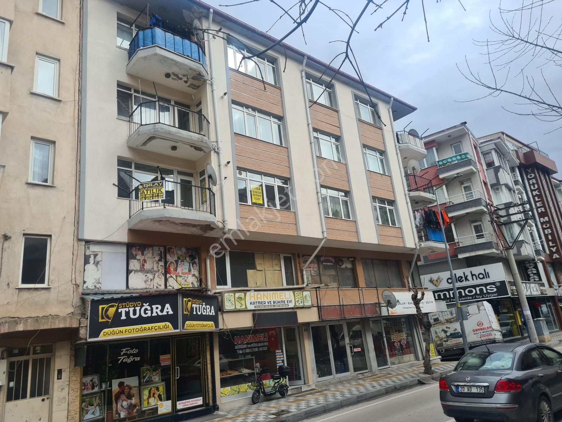 Afyon Mecidiye Mahallesi 3+1 Satılık Geniş Daire - Görsel 20