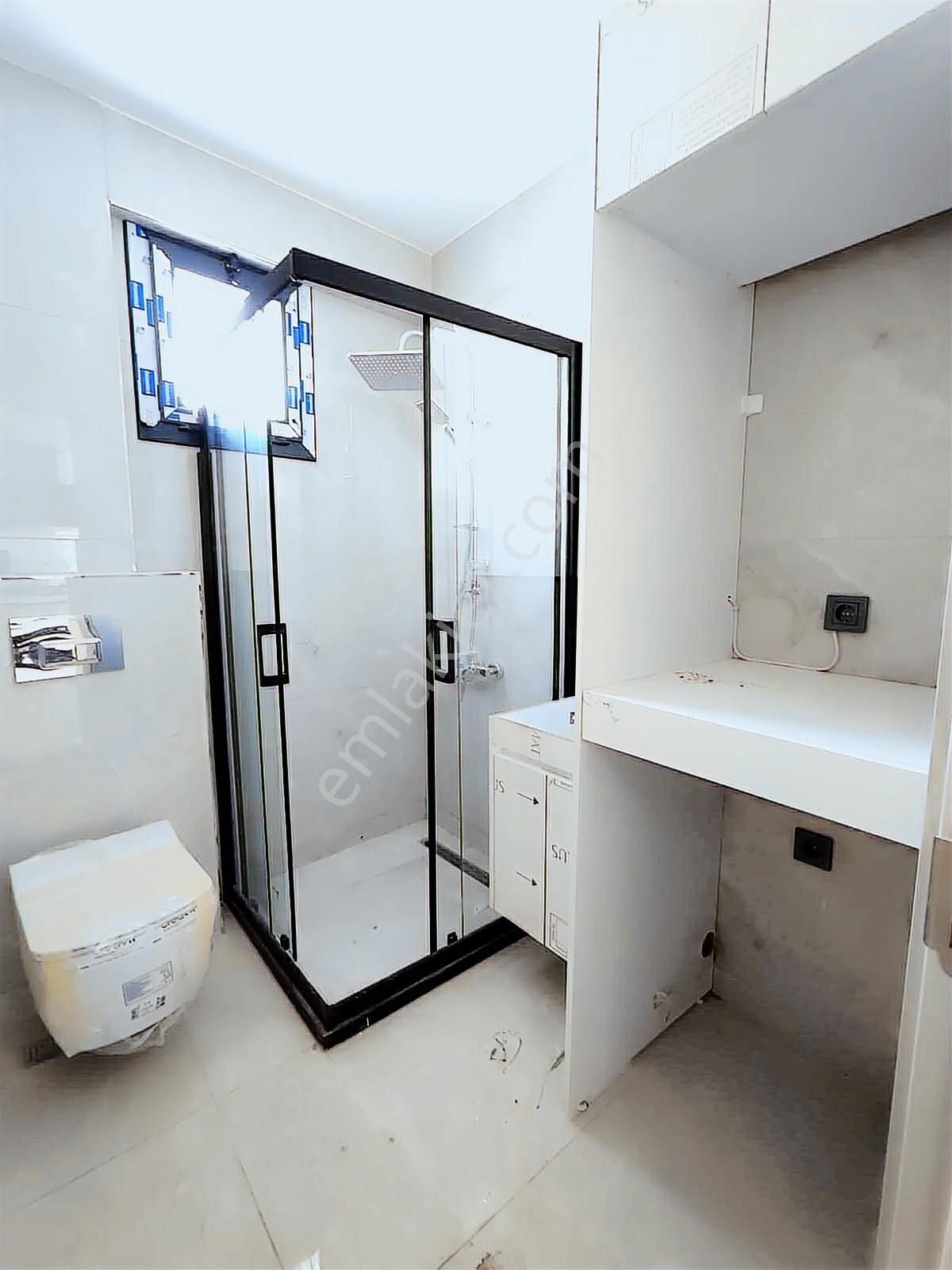 Karşıyaka Sahile Yürüme Mesafesinde 1+1 Kiralık Daire - Görsel 2