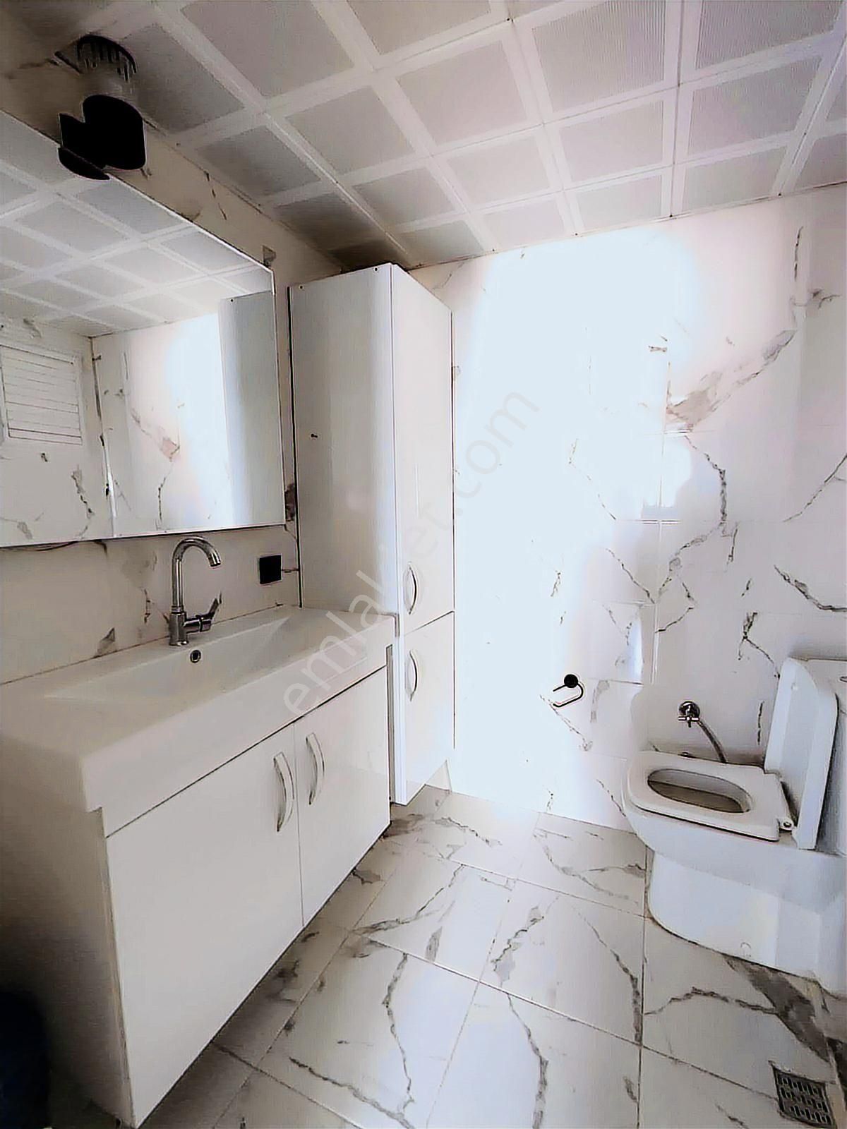 Başkut'tan Çiğli-atatürk Mah.de Kiralık 3+1 Daire - Görsel 21