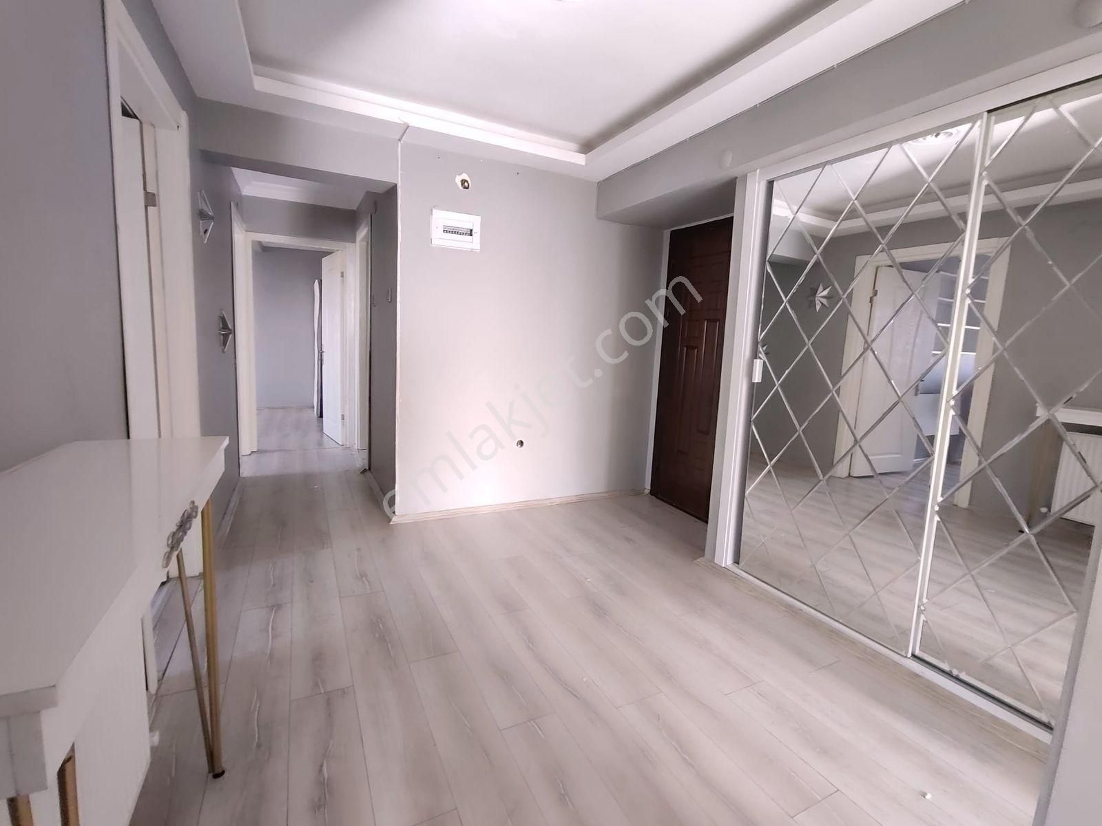 Başkut'tan Çiğli-atatürk Mah.de Kiralık 3+1 Daire - Görsel 25