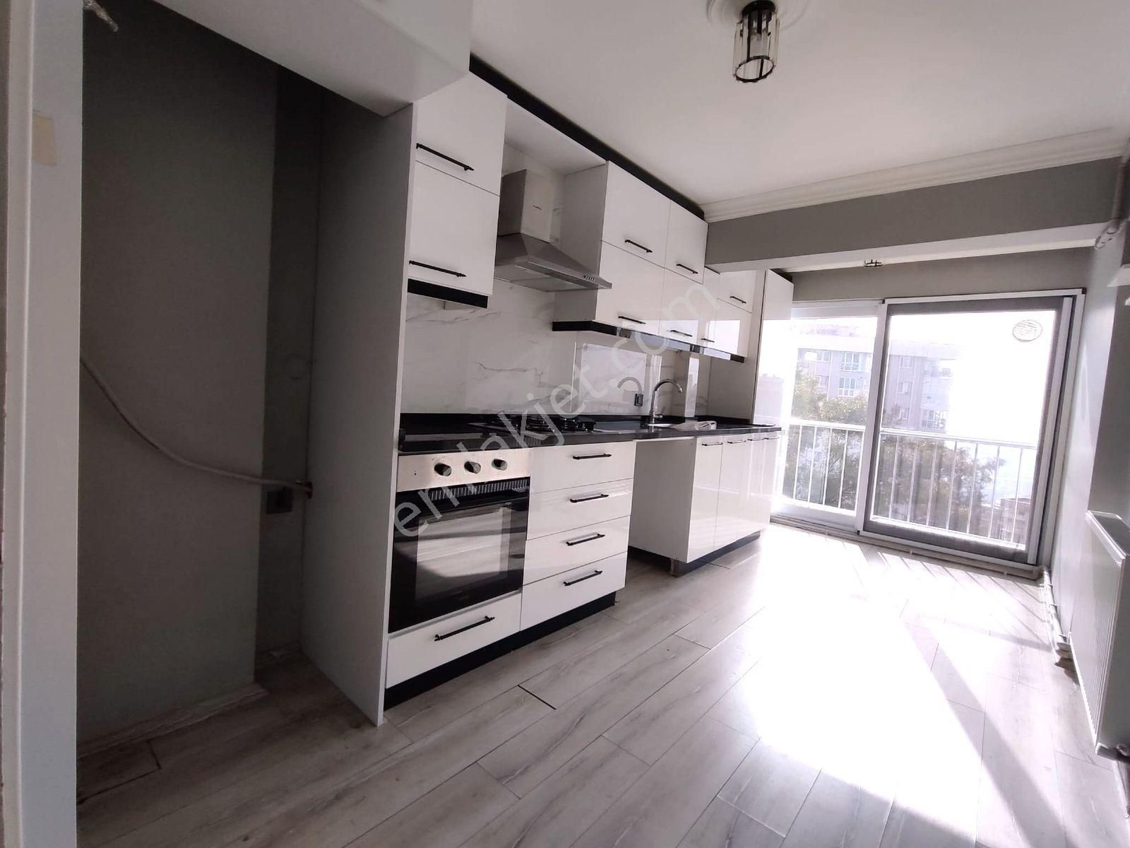 Başkut'tan Çiğli-atatürk Mah.de Kiralık 3+1 Daire - Görsel 15