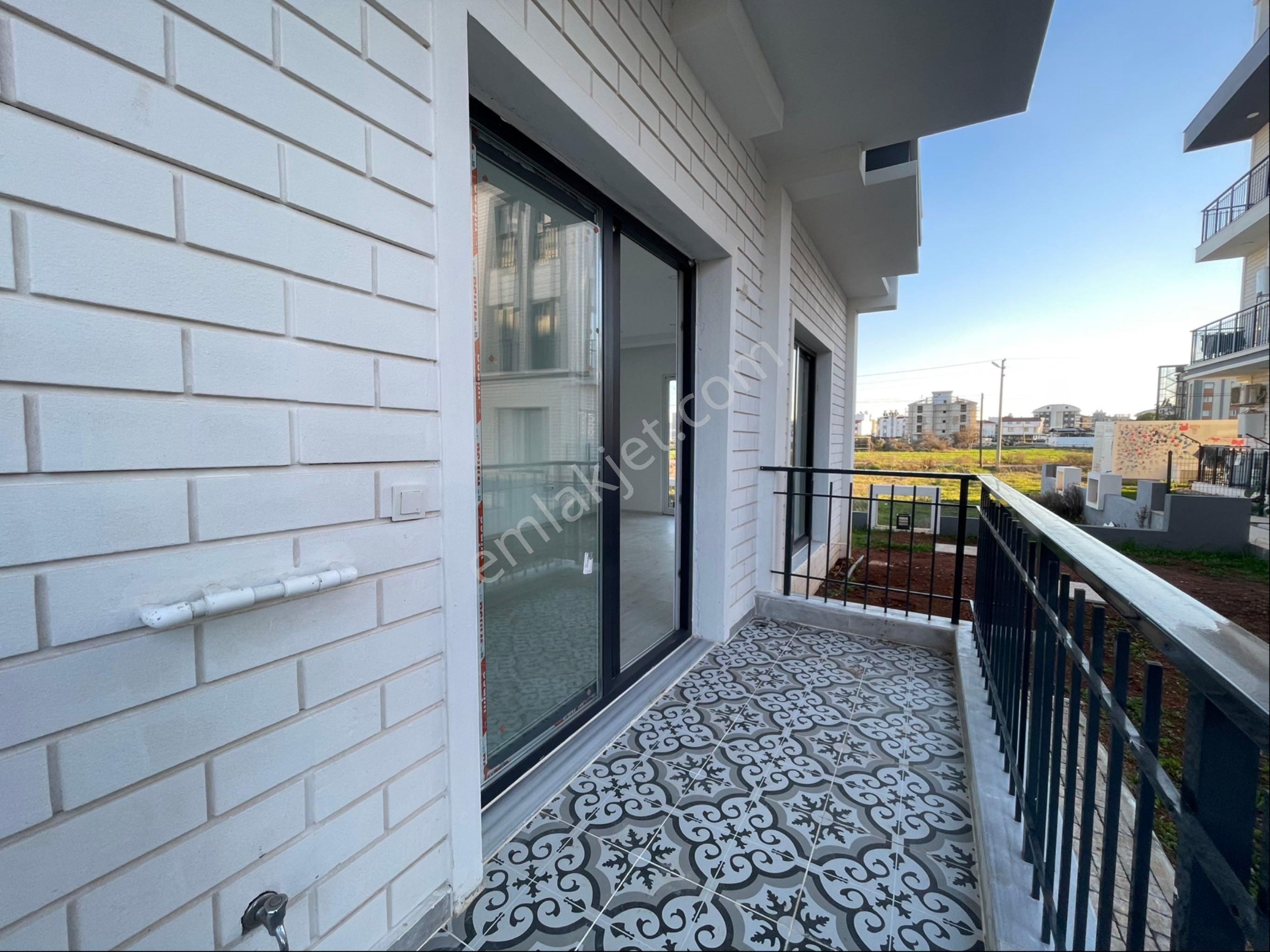 Realty World Anka’dan Havuzlu Bahçe Katı Müstakil Girişli 2+1 - Görsel 21
