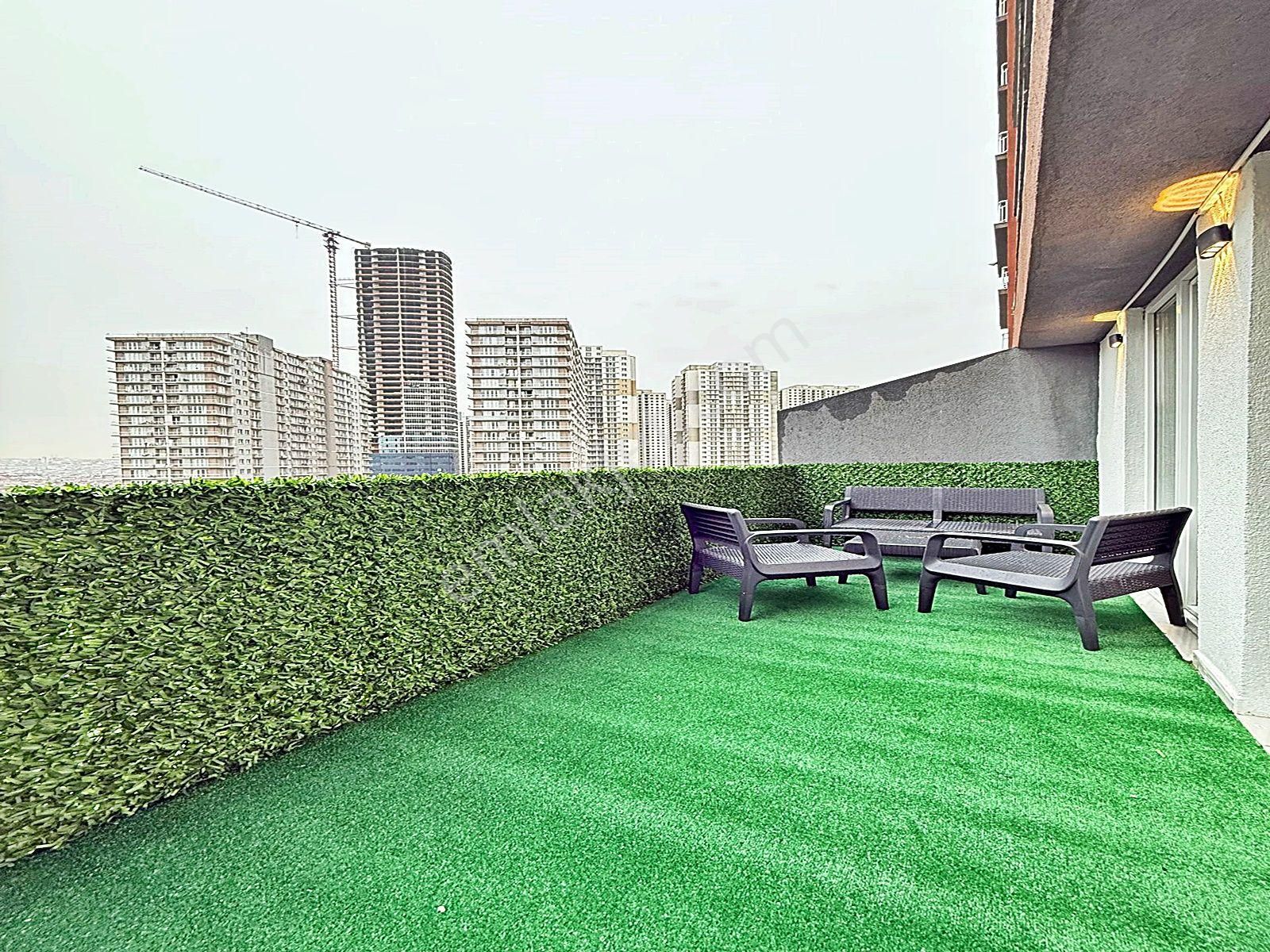 Metrobüse Çok Yakın ! Havuzlu Güvenlikli Site İçinde 1+1 Lüks Daire !!! - Görsel 6