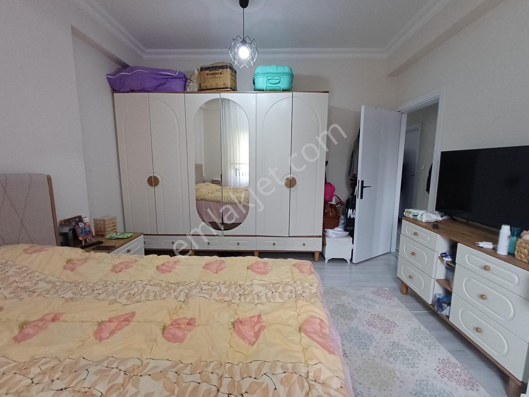 Mertcan Dan Adnan Kahveci Metroya Yürüme Balkonlu 3+1 Fırsat Kiralık - Görsel 9