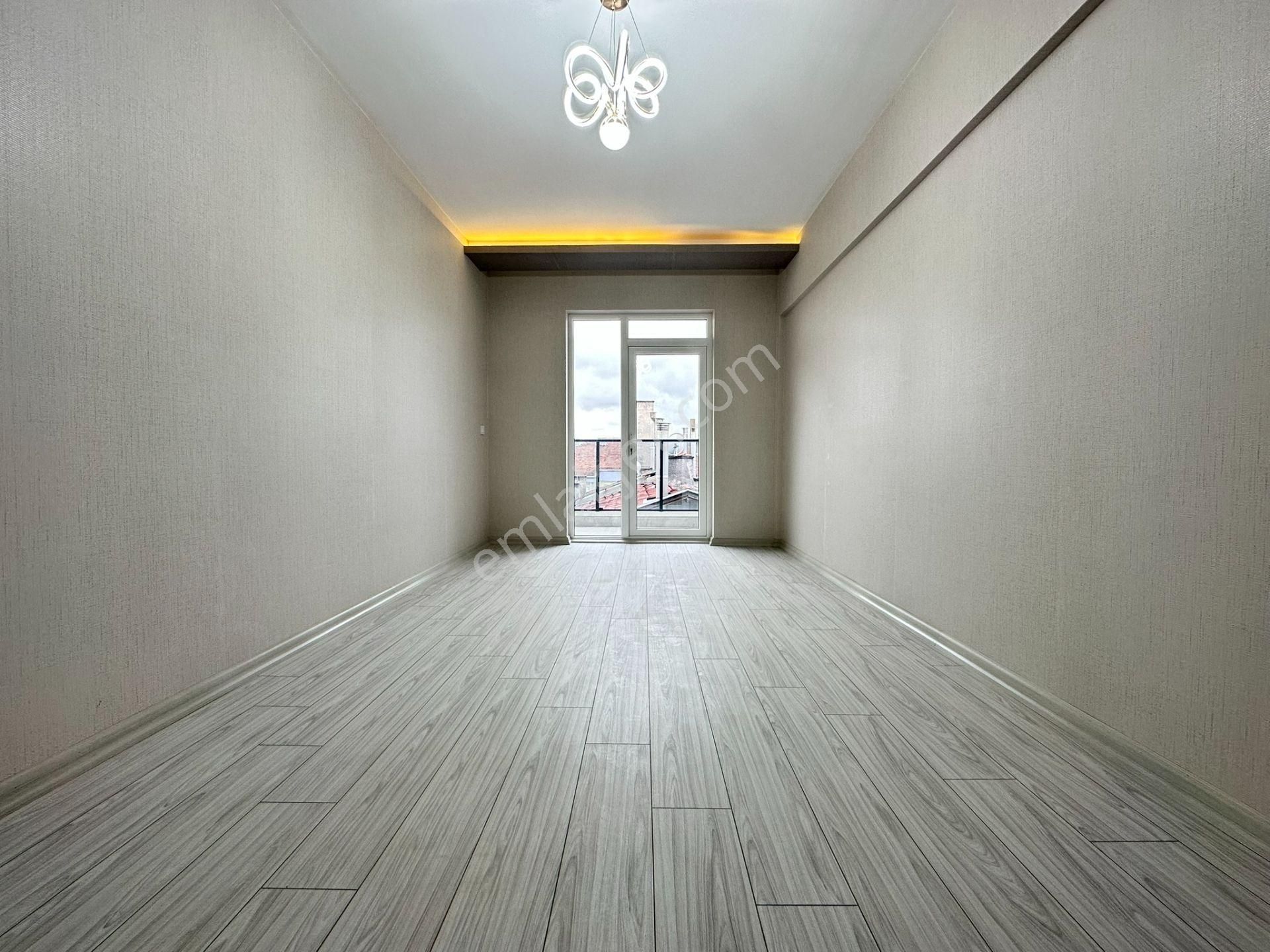 Pursaklar Mehmet Zengin Emlak'tan Otoparklı 3 Banyolu 2 Mutfaklı 3.kat Dubleks Daire - Görsel 23