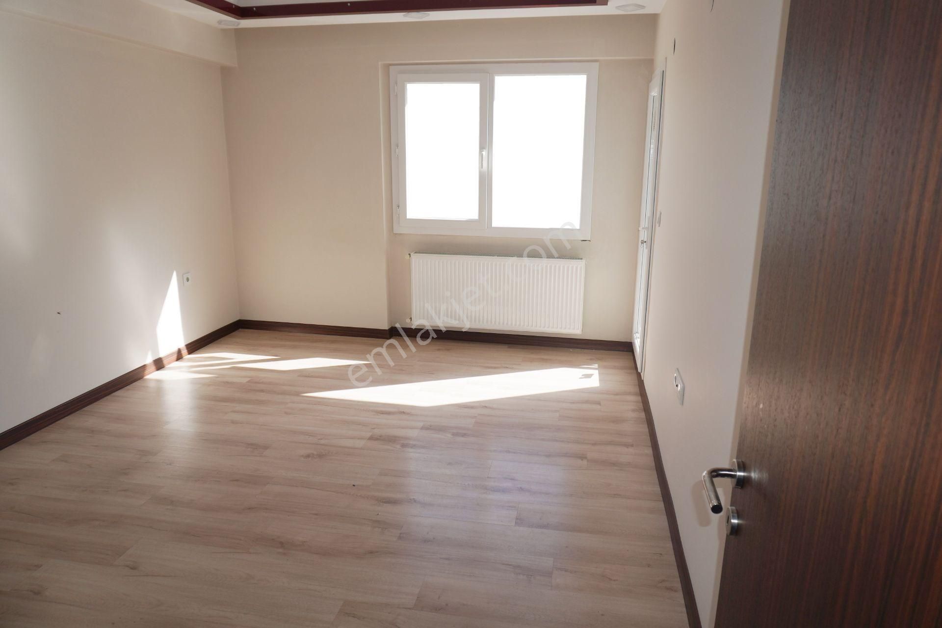 Balatçık Kiralık 1+1 Açık Mutfak Doğalgaz Kombili Çiğli Serkan - Görsel 6