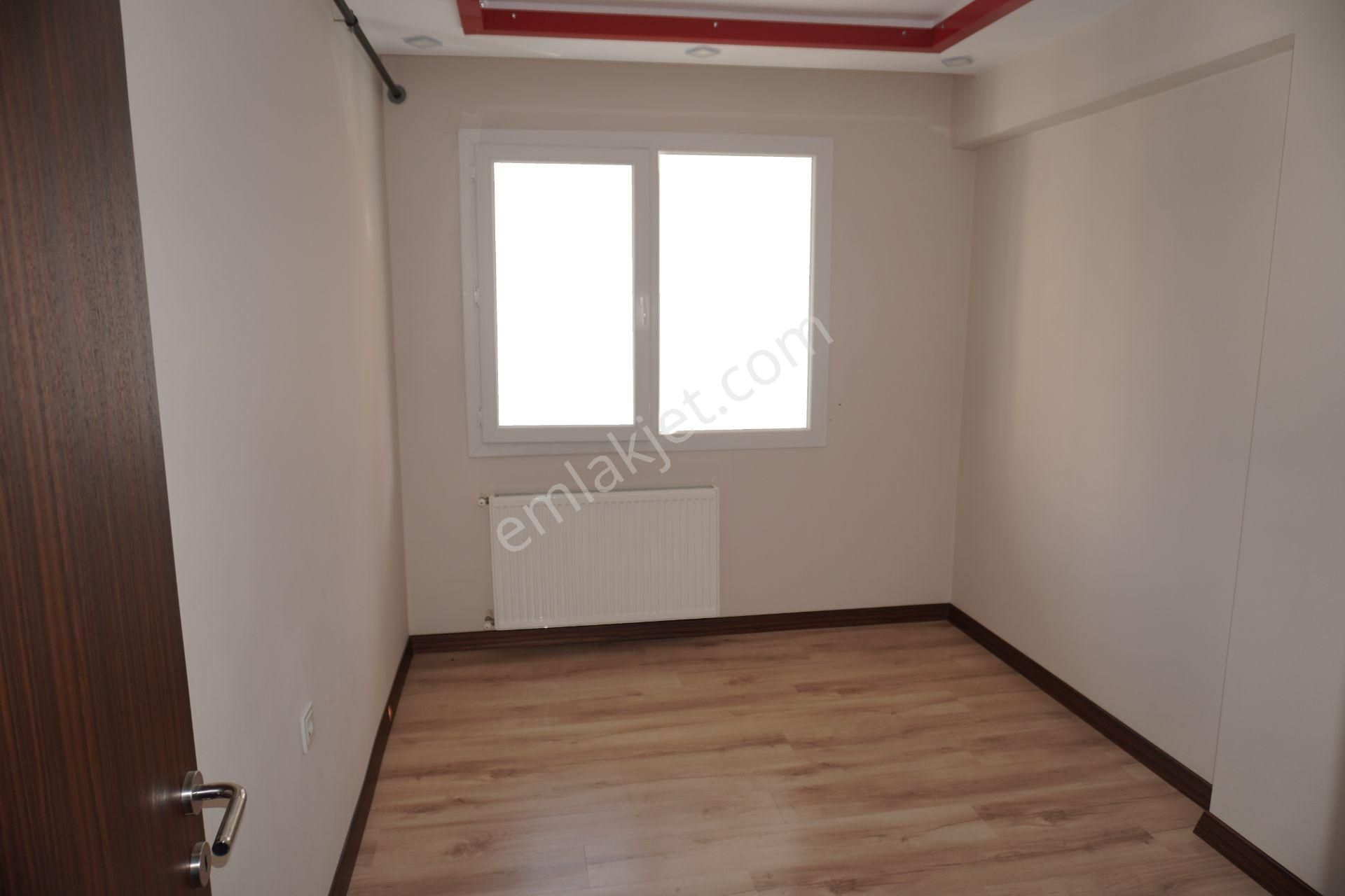 Balatçık Kiralık 1+1 Açık Mutfak Doğalgaz Kombili Çiğli Serkan - Görsel 15