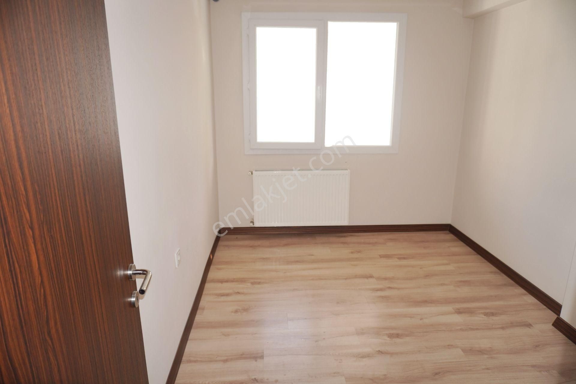 Balatçık Kiralık 1+1 Açık Mutfak Doğalgaz Kombili Çiğli Serkan - Görsel 16