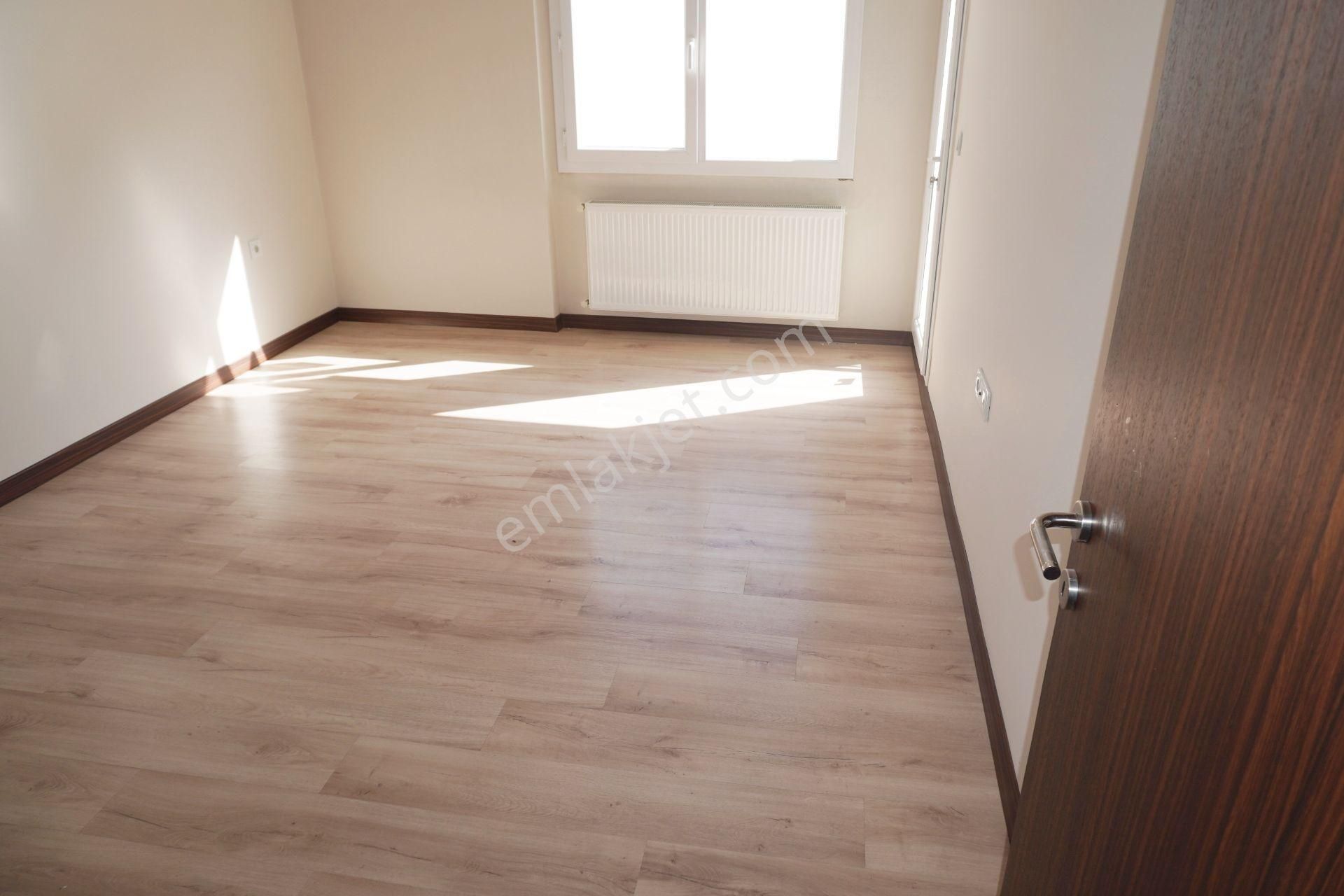 Balatçık Kiralık 1+1 Açık Mutfak Doğalgaz Kombili Çiğli Serkan - Görsel 7