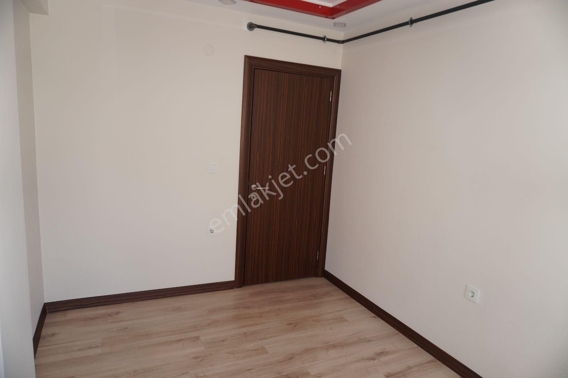 Balatçık Kiralık 1+1 Açık Mutfak Doğalgaz Kombili Çiğli Serkan - Görsel 23