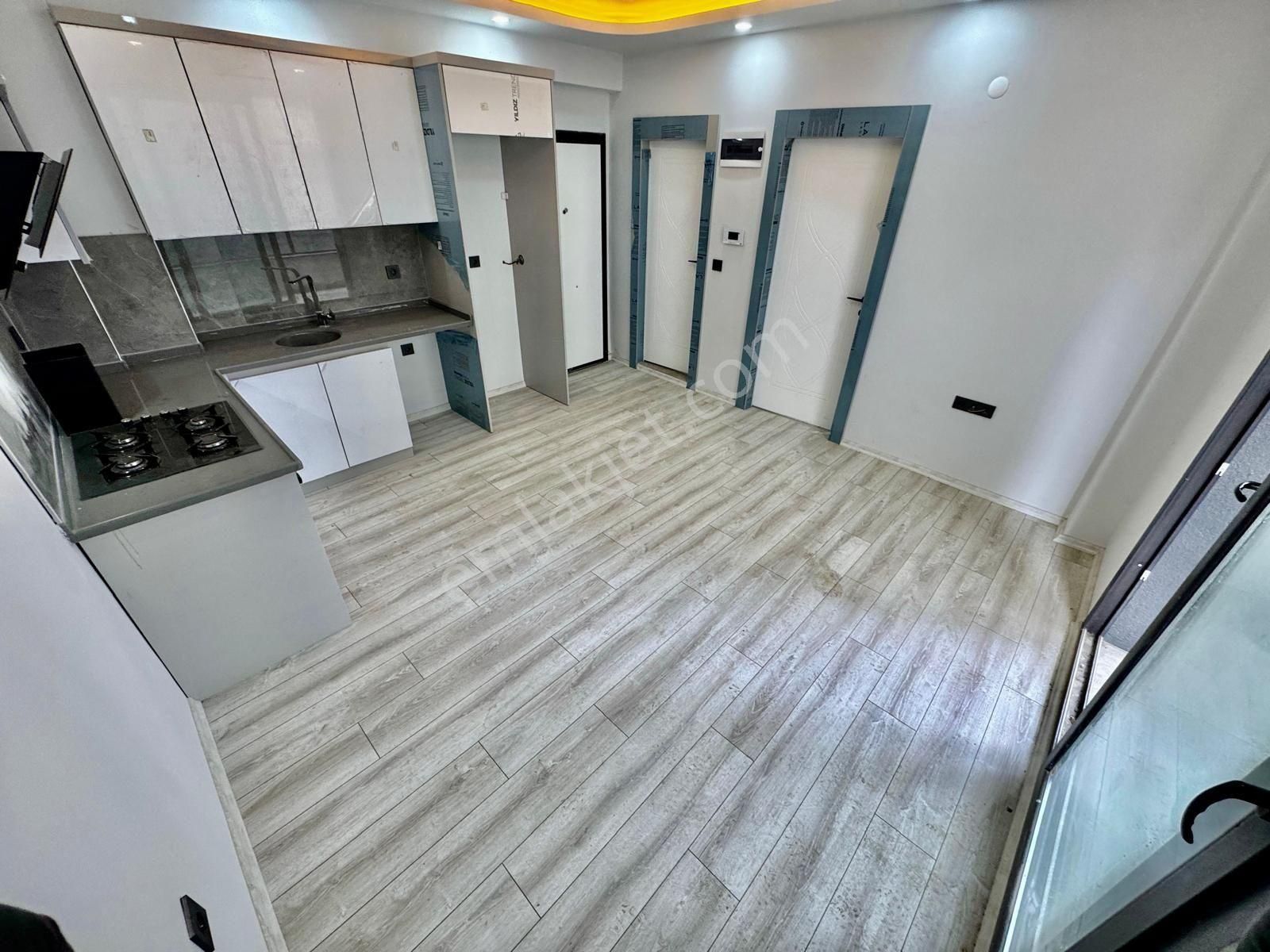 ▓zeytinli Gayrimenkul'den Emsalsiz Konum & Denize 1 Sokak 1+1 Satılık Daire - Görsel 14