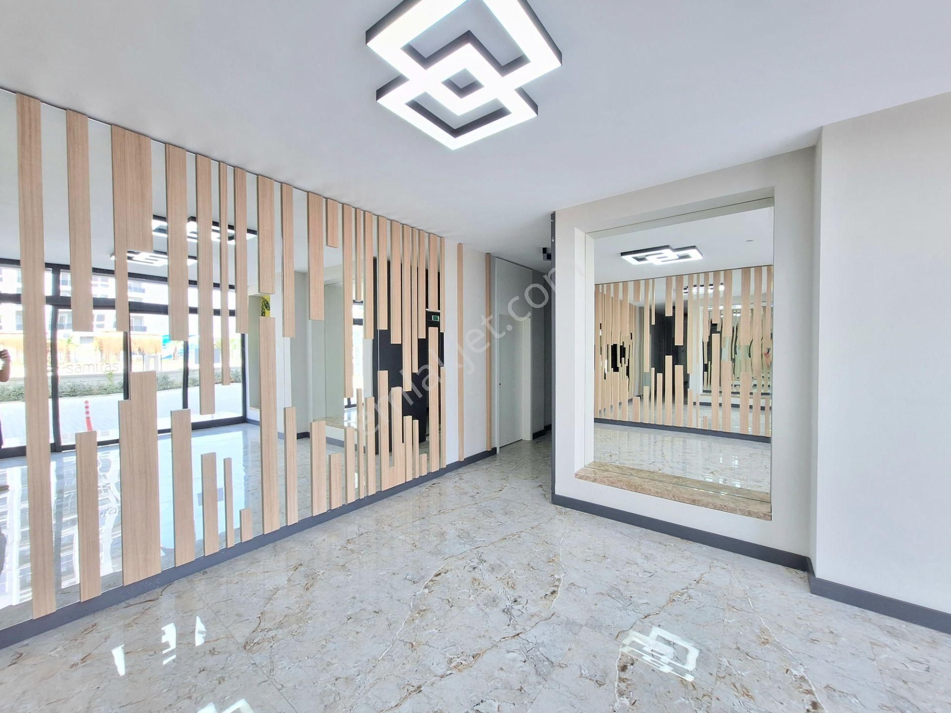 ░_*arcıty*_░den Çeşmeli'de 1+1 Ultra Lüks Site İçi+park+havuz - Görsel 2