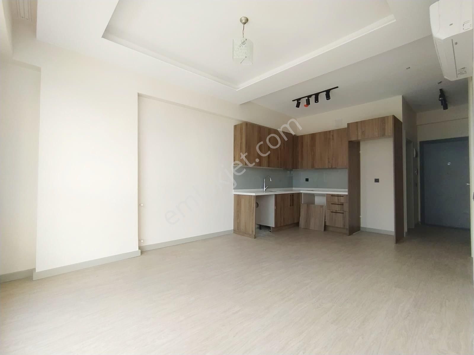 ░_*arcıty*_░den Çeşmeli'de 1+1 Ultra Lüks Site İçi+park+havuz - Görsel 6