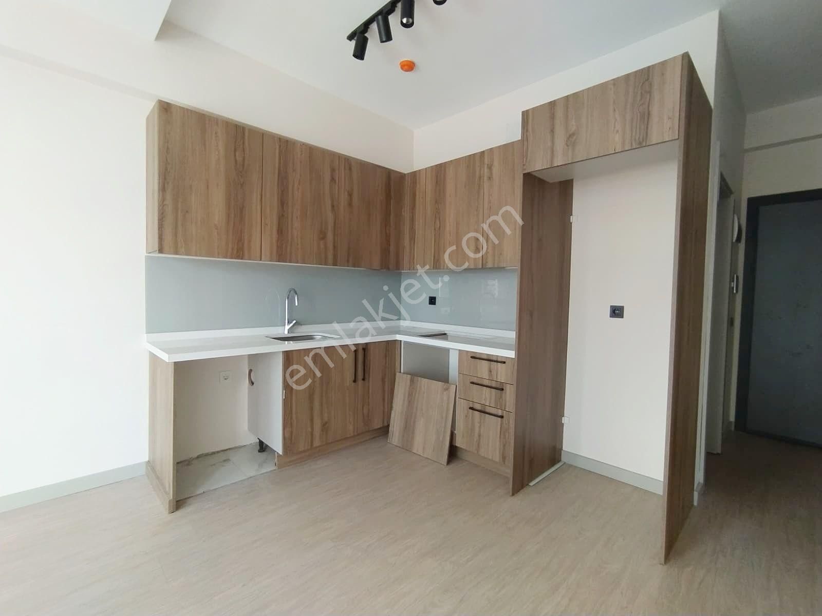 ░_*arcıty*_░den Çeşmeli'de 1+1 Ultra Lüks Site İçi+park+havuz - Görsel 7