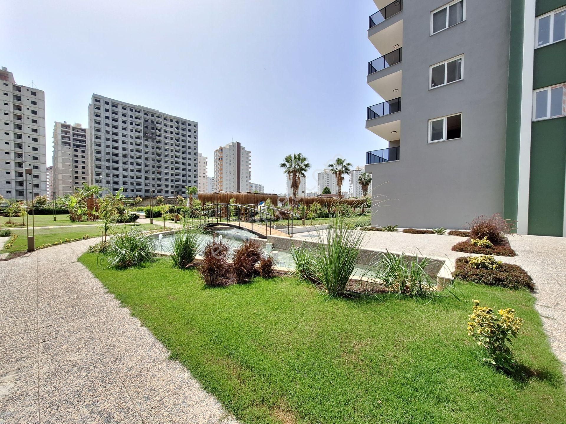 ░_*arcıty*_░den Çeşmeli'de 1+1 Ultra Lüks Site İçi+park+havuz - Görsel 23