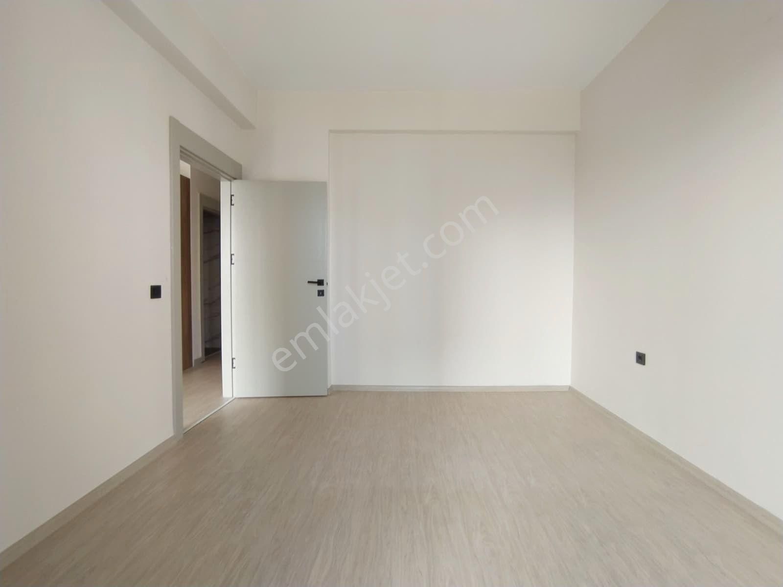 ░_*arcıty*_░den Çeşmeli'de 1+1 Ultra Lüks Site İçi+park+havuz - Görsel 11