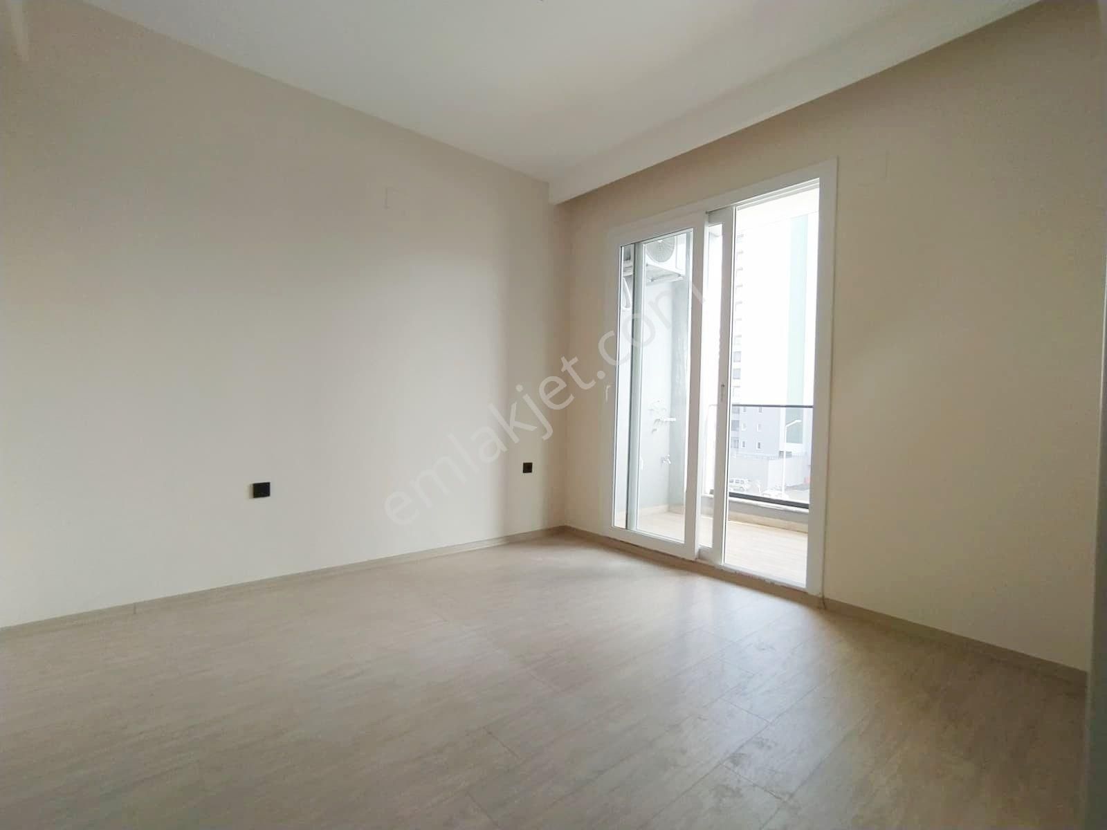 ░_*arcıty*_░den Çeşmeli'de 1+1 Ultra Lüks Site İçi+park+havuz - Görsel 10
