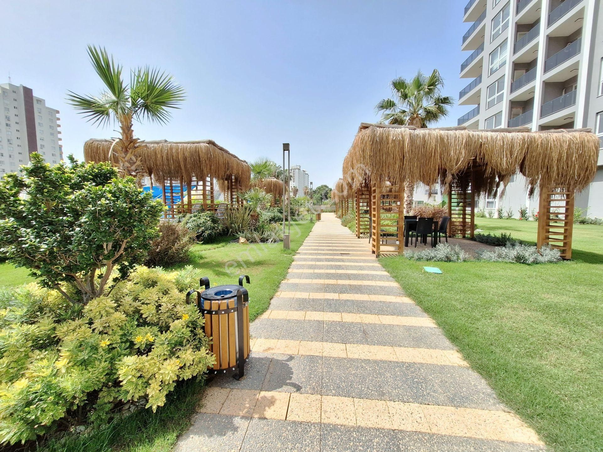 ░_*arcıty*_░den Çeşmeli'de 1+1 Ultra Lüks Site İçi+park+havuz - Görsel 16