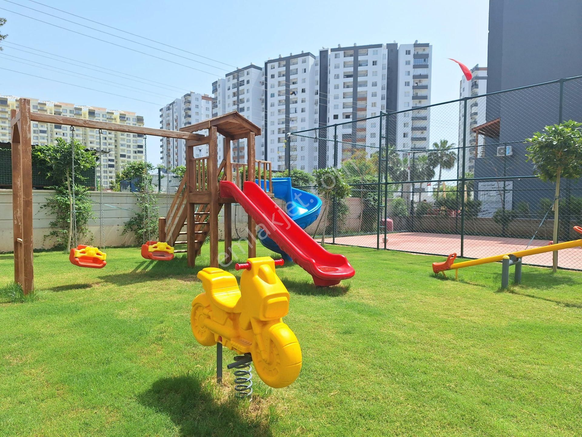 ░_*arcıty*_░den Çeşmeli'de 1+1 Ultra Lüks Site İçi+park+havuz - Görsel 18