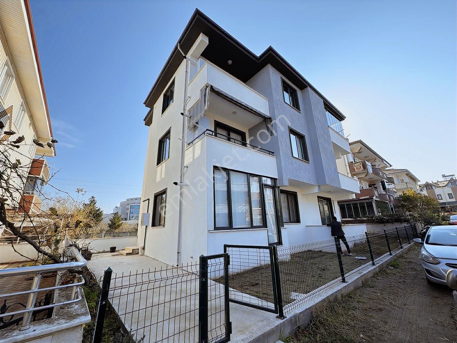 Karasu Devlet Hastanesi Yani Müstakil Bahçe Sıfır 2+1 - Görsel 5