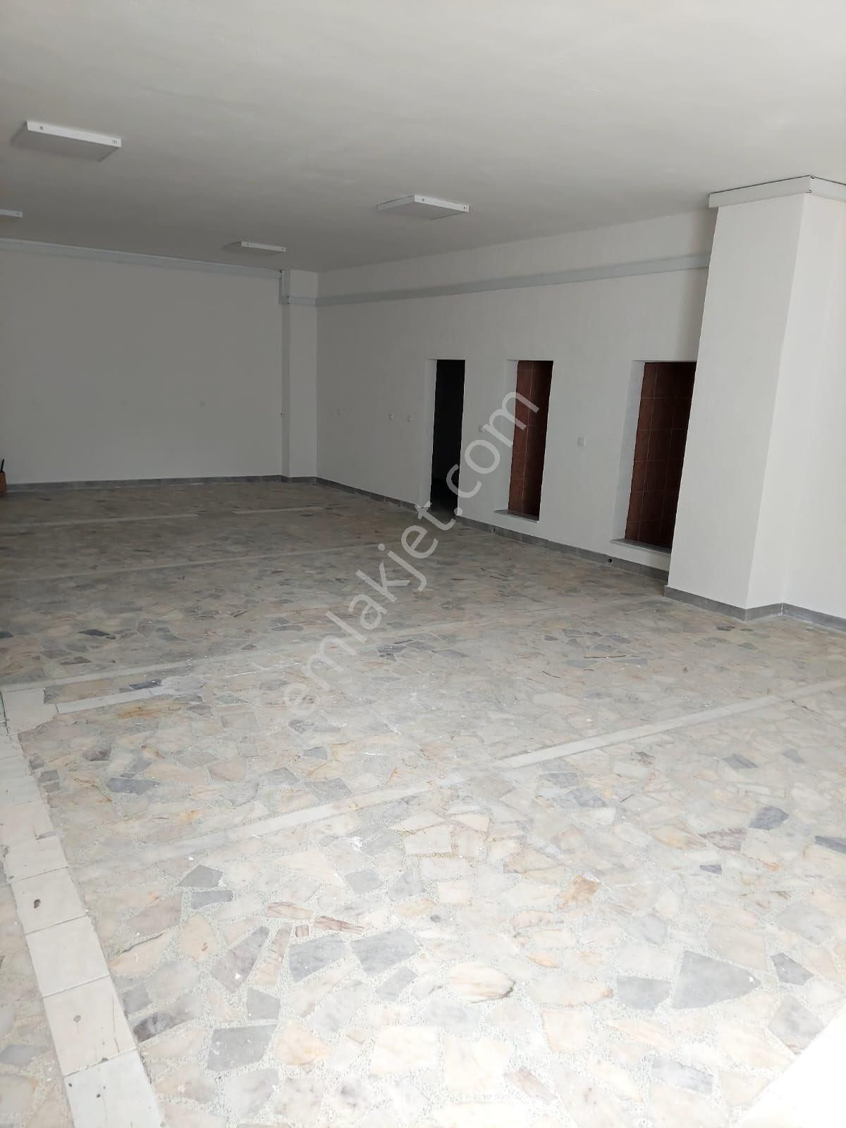 Tiyap Tan Esenyurt' Ta Zemine Basar 160 M2 İmalathane' Depo' Atölye - Görsel 9