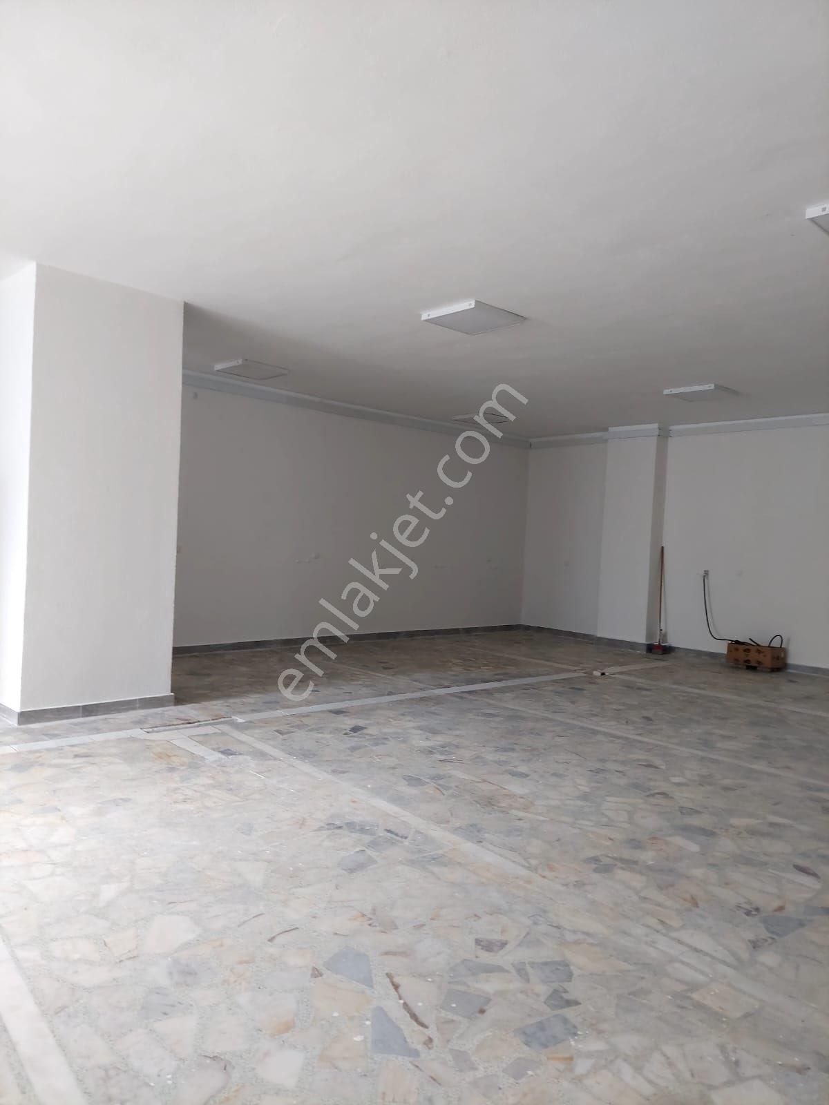 Tiyap Tan Esenyurt' Ta Zemine Basar 160 M2 İmalathane' Depo' Atölye - Görsel 3
