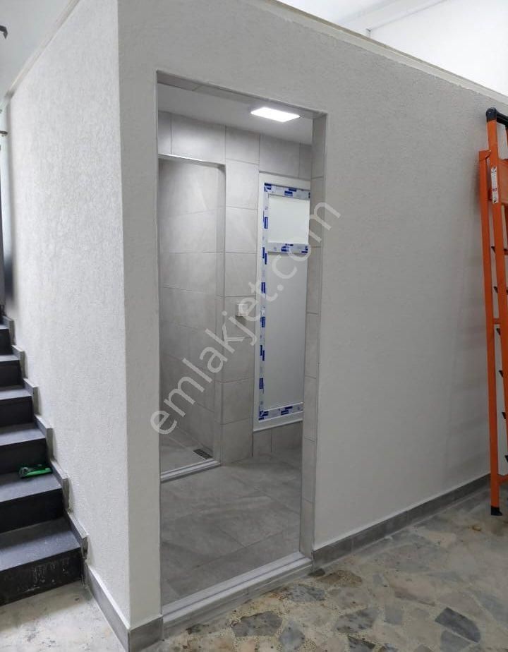 Tiyap Tan Esenyurt' Ta Zemine Basar 160 M2 İmalathane' Depo' Atölye - Görsel 17