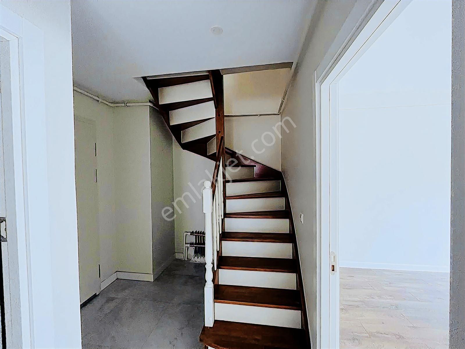 Turyap'tan İdealtepe Sahile Yakın Marmaray 3 Dk Dubleks 4+1 - Görsel 18