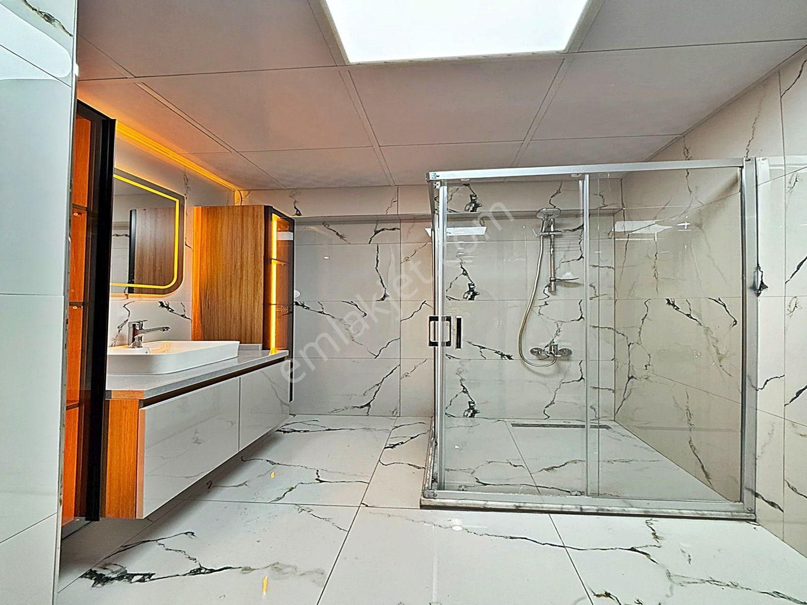 Beylikdüzü Barış Mahallesi'de Site İçinde 2+1 Ultra Lüks Daire !!! - Görsel 14