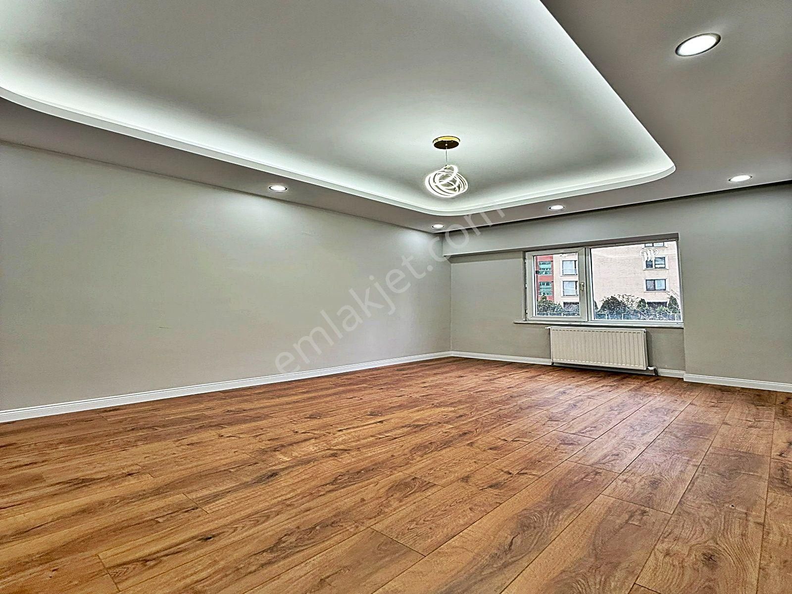 Beylikdüzü Barış Mahallesi'de Site İçinde 2+1 Ultra Lüks Daire !!! - Görsel 13