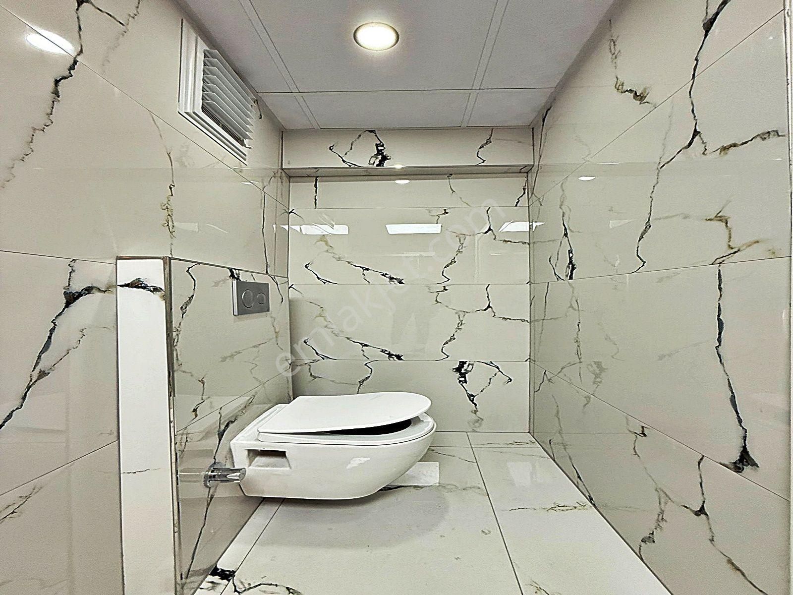 Beylikdüzü Barış Mahallesi'de Site İçinde 2+1 Ultra Lüks Daire !!! - Görsel 20