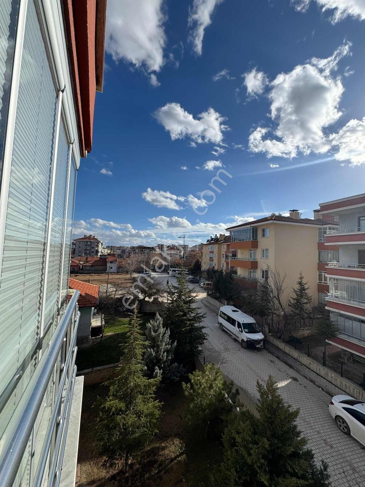 Konya Meram Uluırmak 2+1 Arakat Geniş Daire Asansörlü Bakımlı - Görsel 9