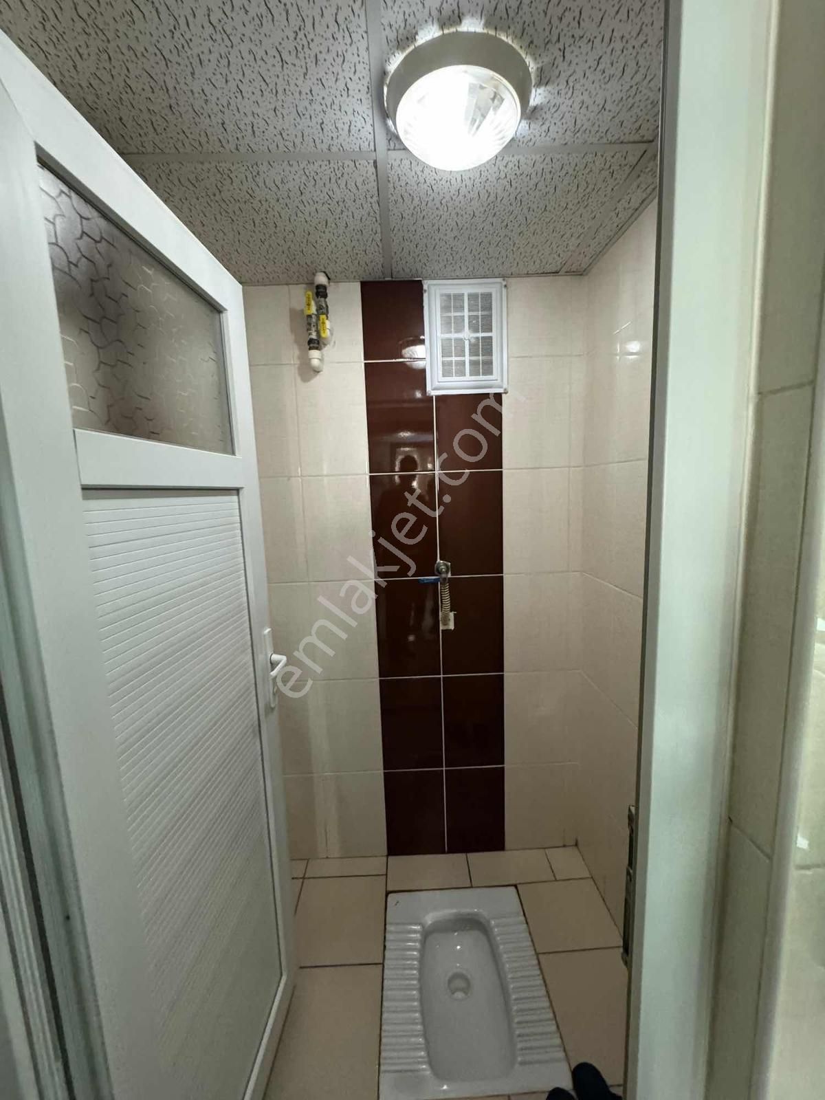 Konya Meram Uluırmak 2+1 Arakat Geniş Daire Asansörlü Bakımlı - Görsel 12