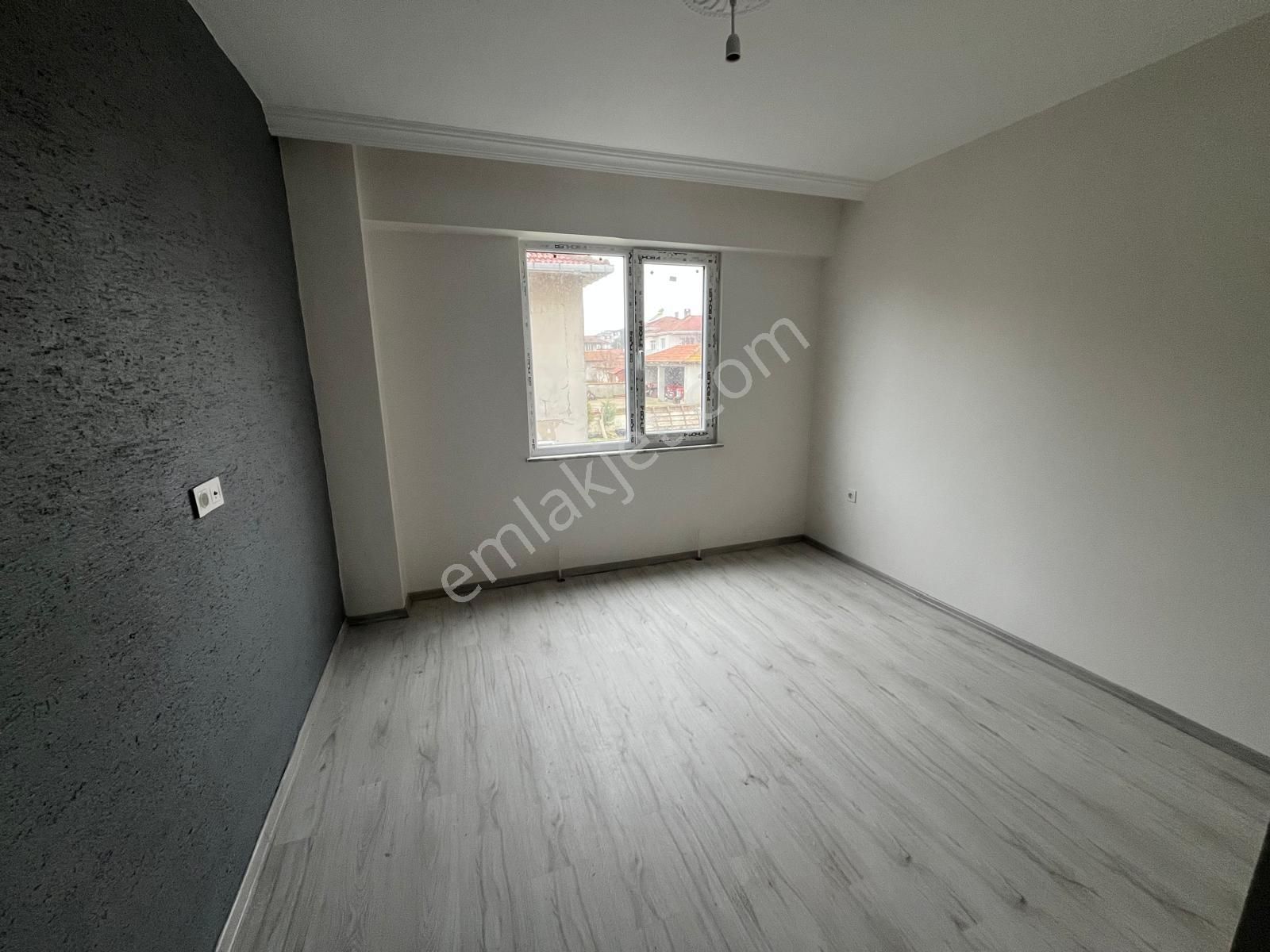 Ergene Marmaracıkta Satılık 2+1 Daire - Görsel 3