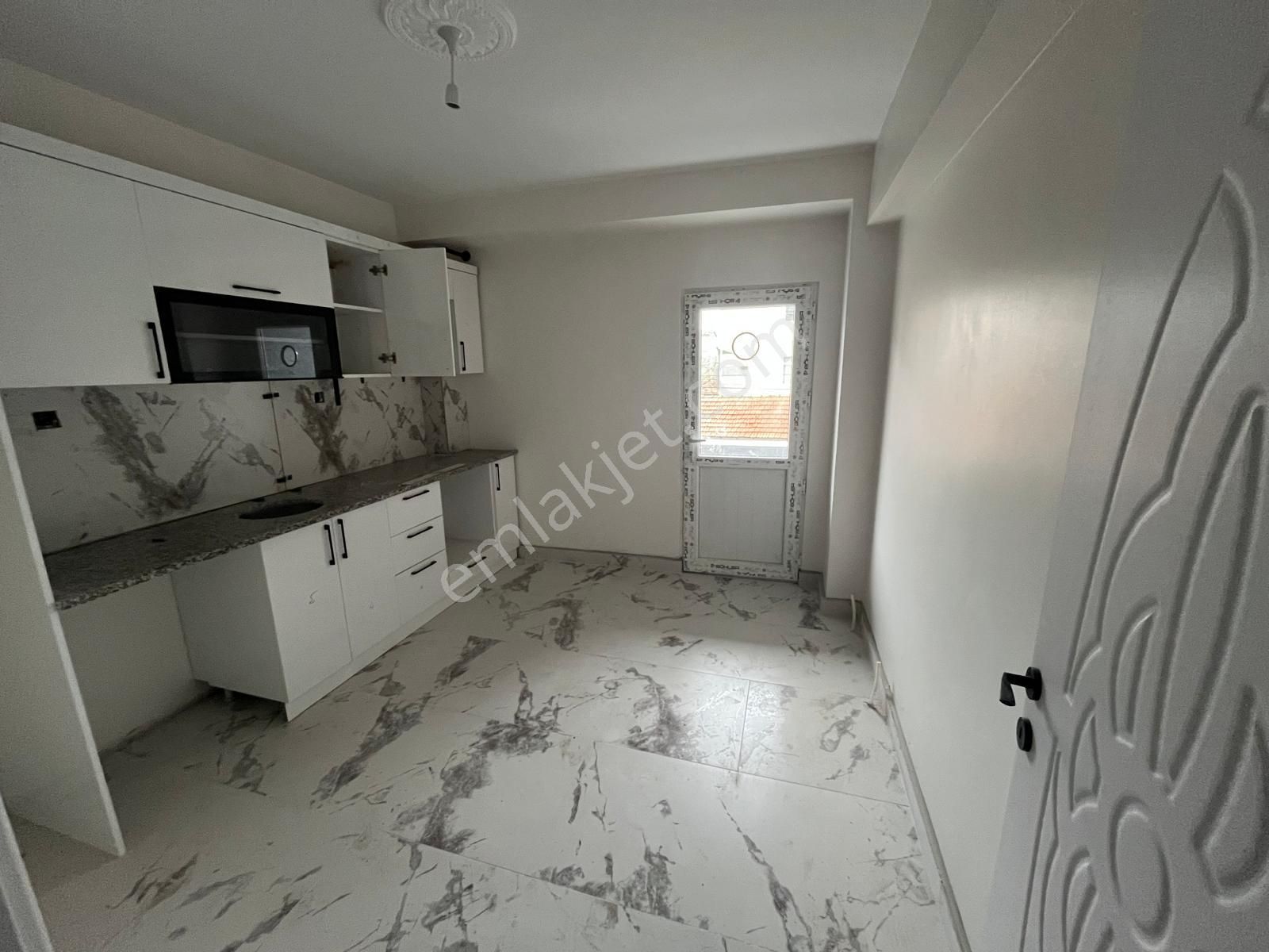 Ergene Marmaracıkta Satılık 2+1 Daire - Görsel 2