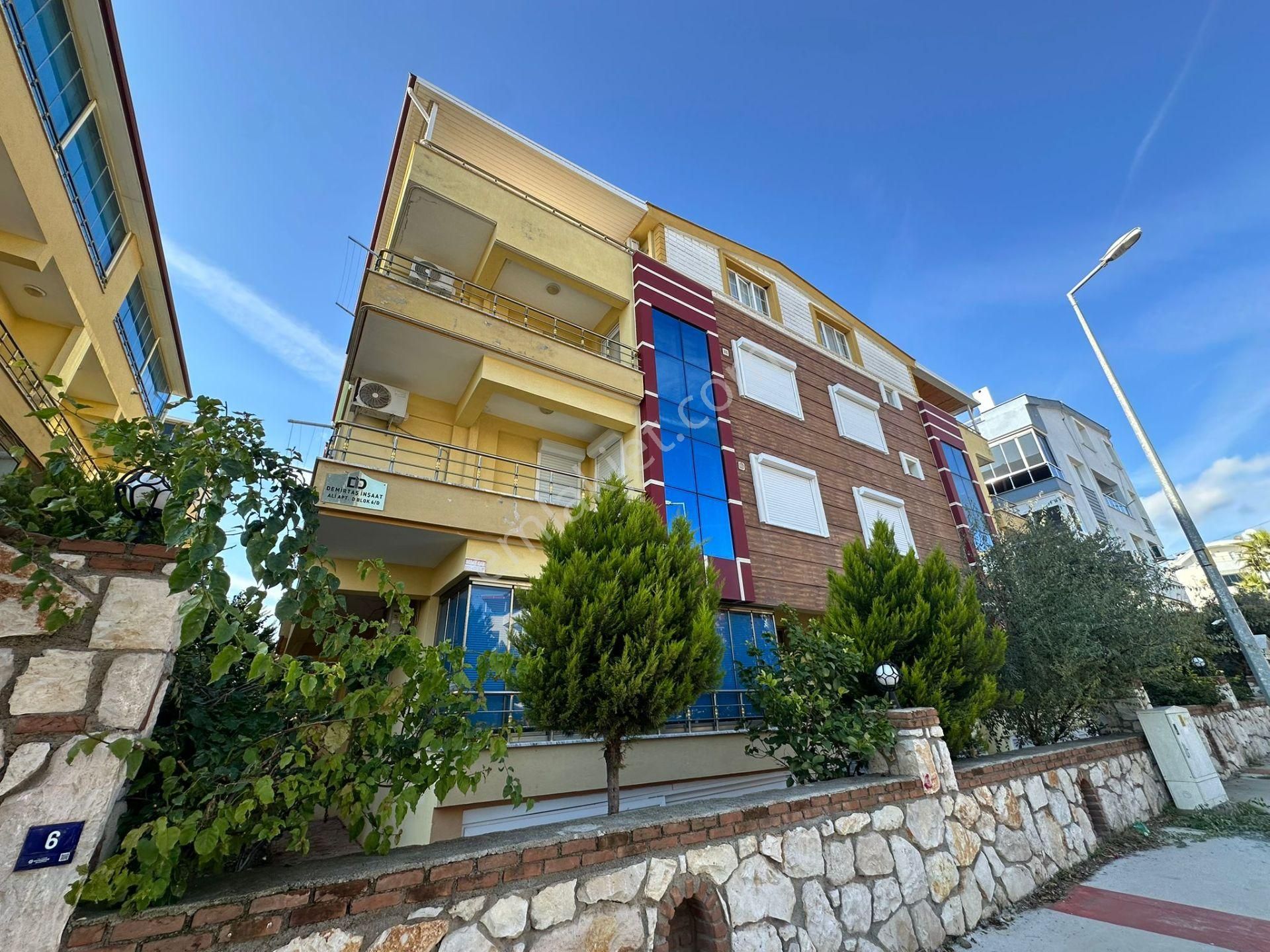 Didim Efeler Mah. 2+1 Ayrı Mutfaklı Yüksek Girişli Merkezi Konumda Dairemiz Satışdadır - Görsel 32